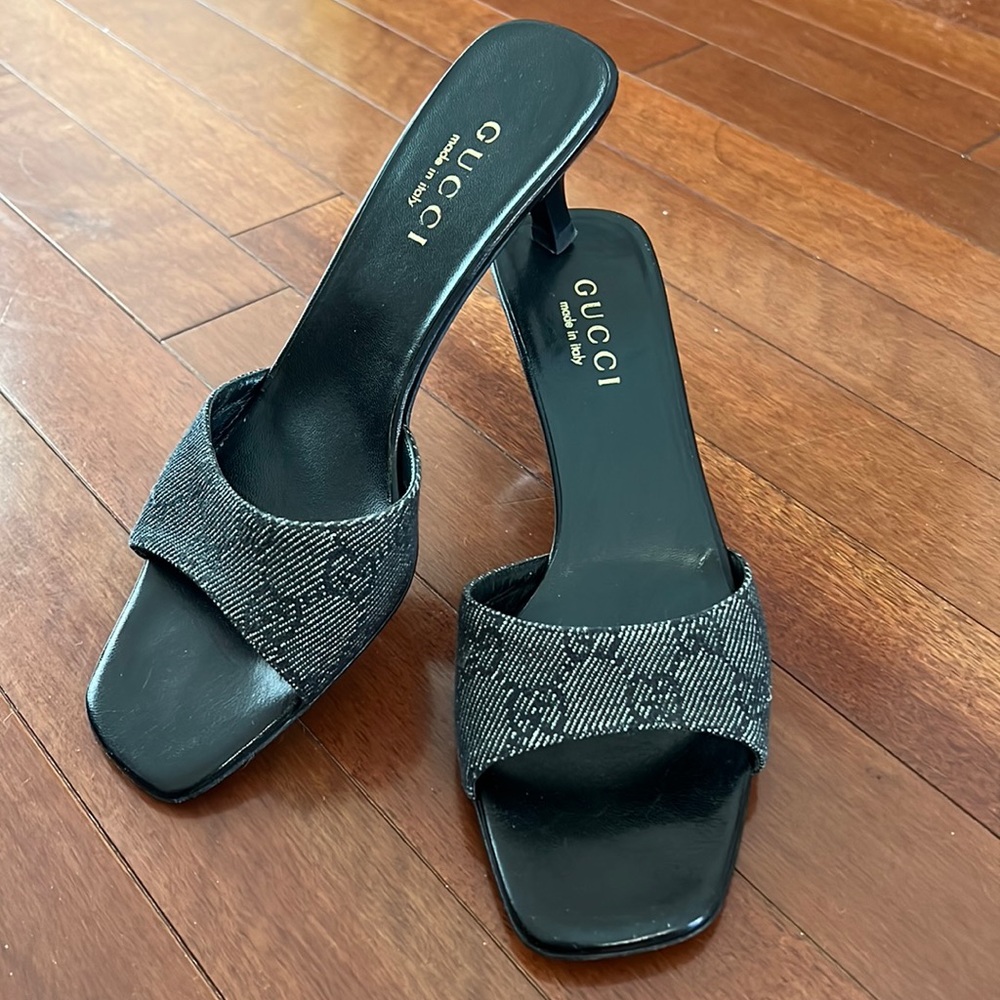 Authentic Black Gucci Kitten Heels, Size 7 Narrow.